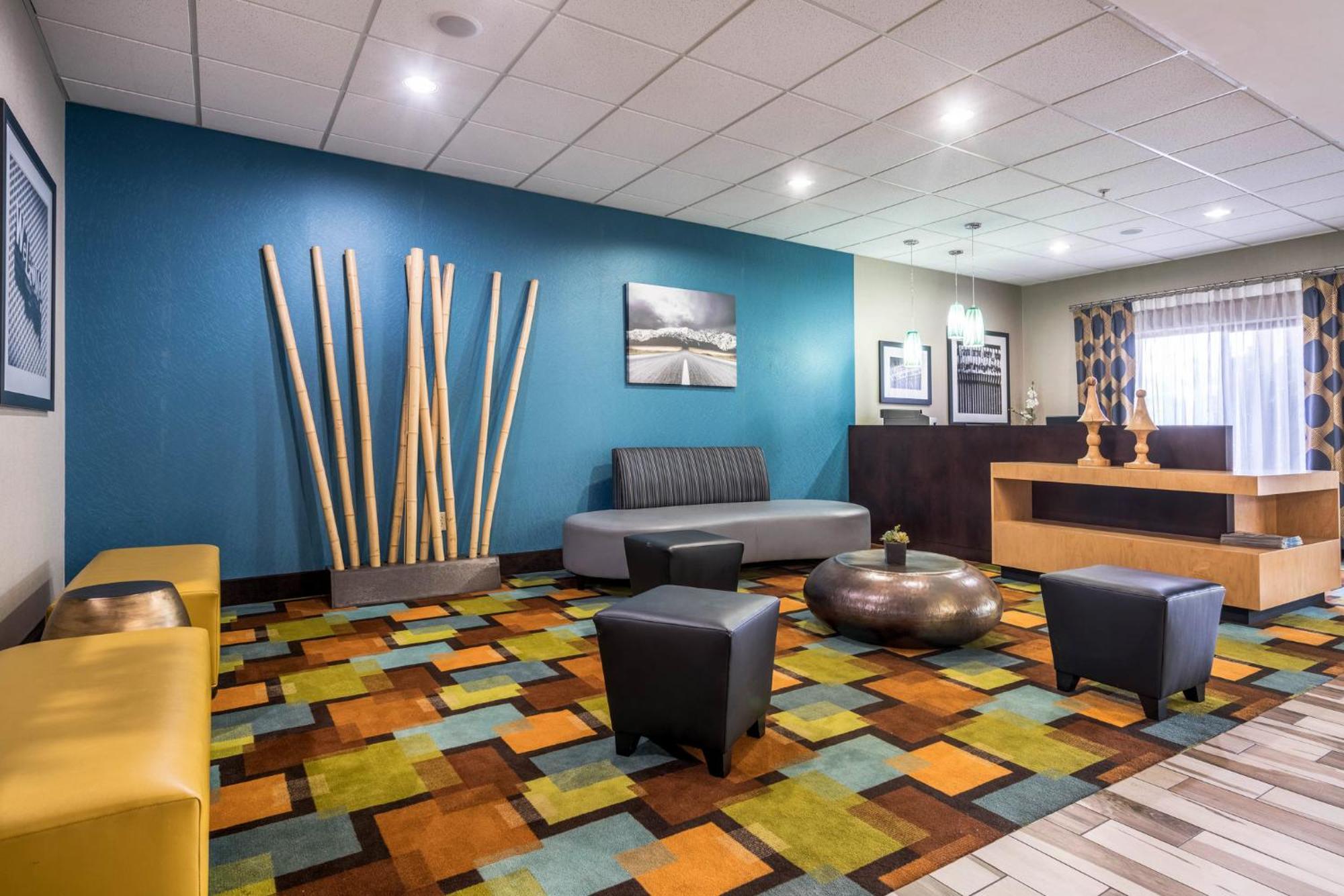 Holiday Inn Express & Suites Roanoke Rapids By Ihg Экстерьер фото